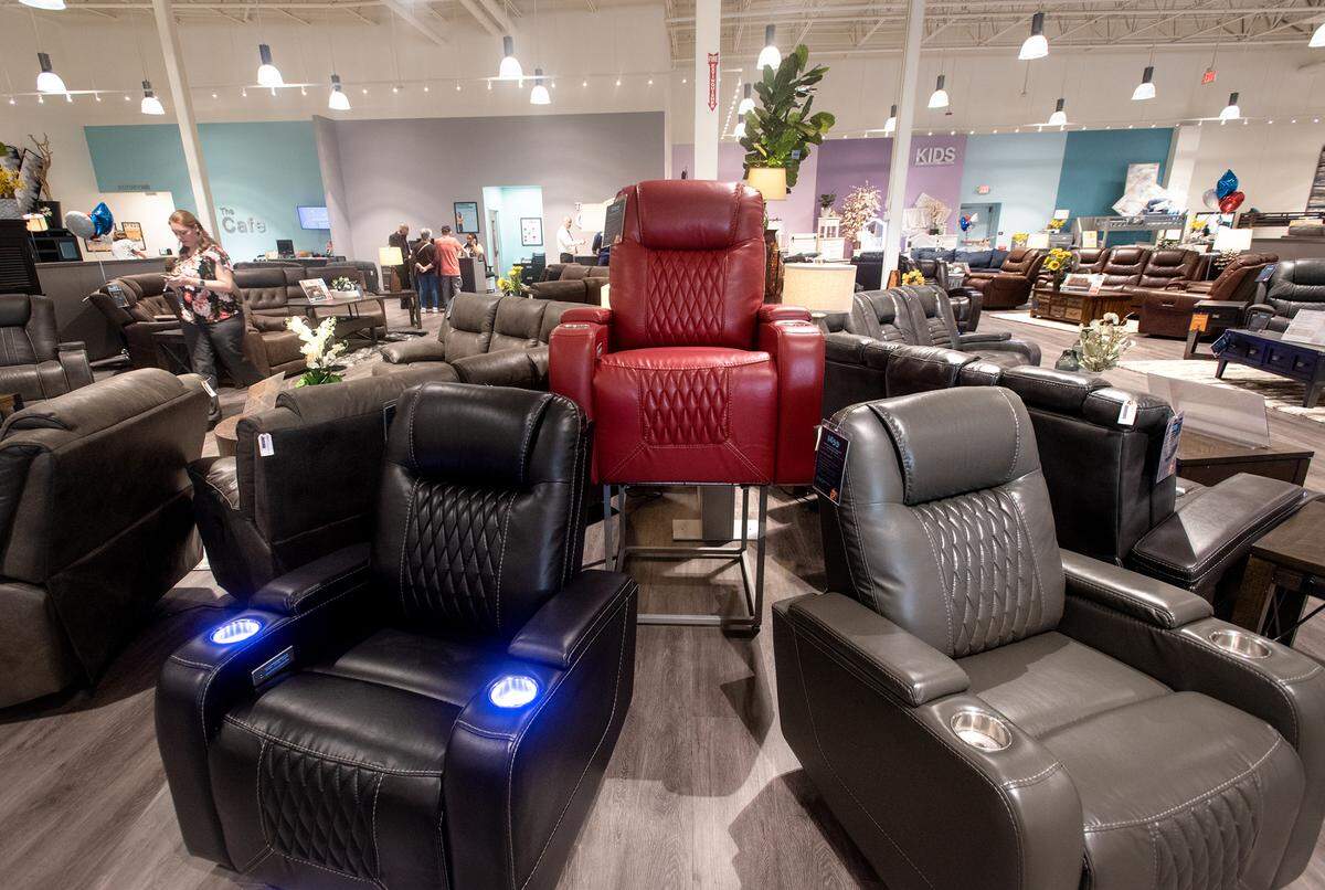 Bob’s Furniture in Modesto Calif., on Friday, May 27, 2022.
