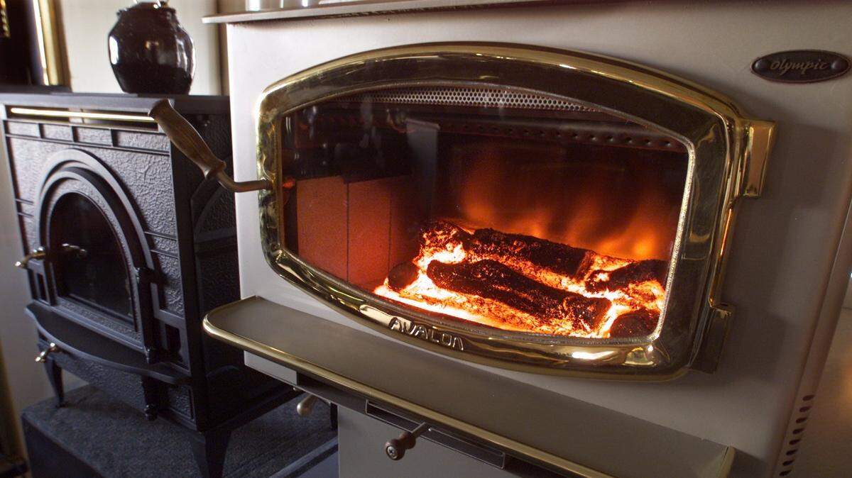The San Joaquin Valley Air Pollution Control District has had a residential woodsmoke reduction program been in effect since Nov. 1.