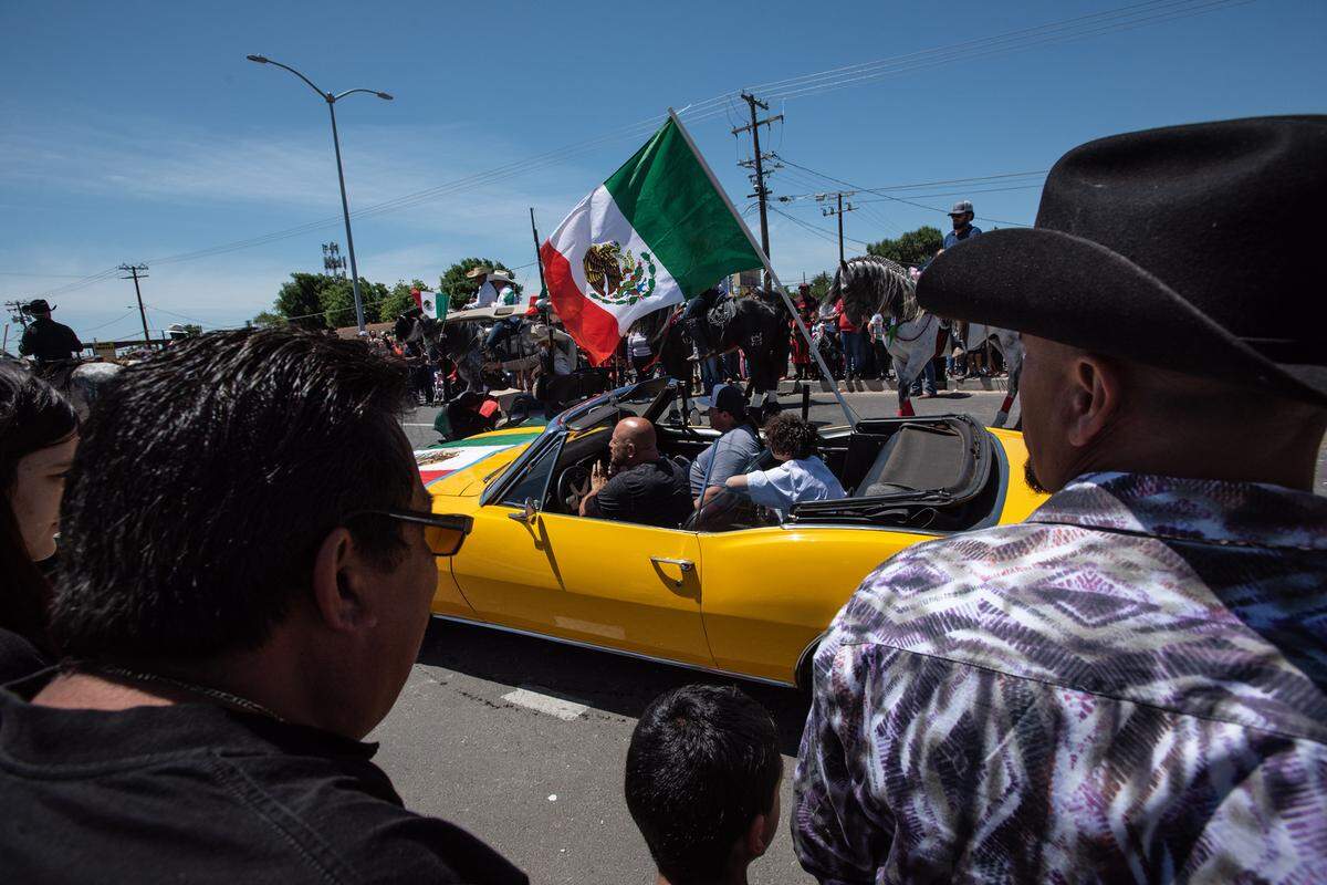 A large crowd attended the Cinco de Mayo parade on Crows Landing Road in Modesto, Saturday, May 7, 2022.