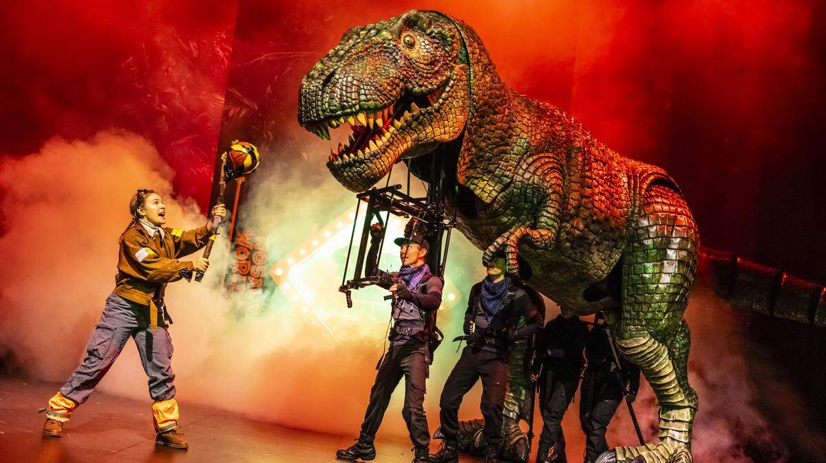 “Dinosaur World Live!” will take to the stage at the Gallo Center in Modesto. 