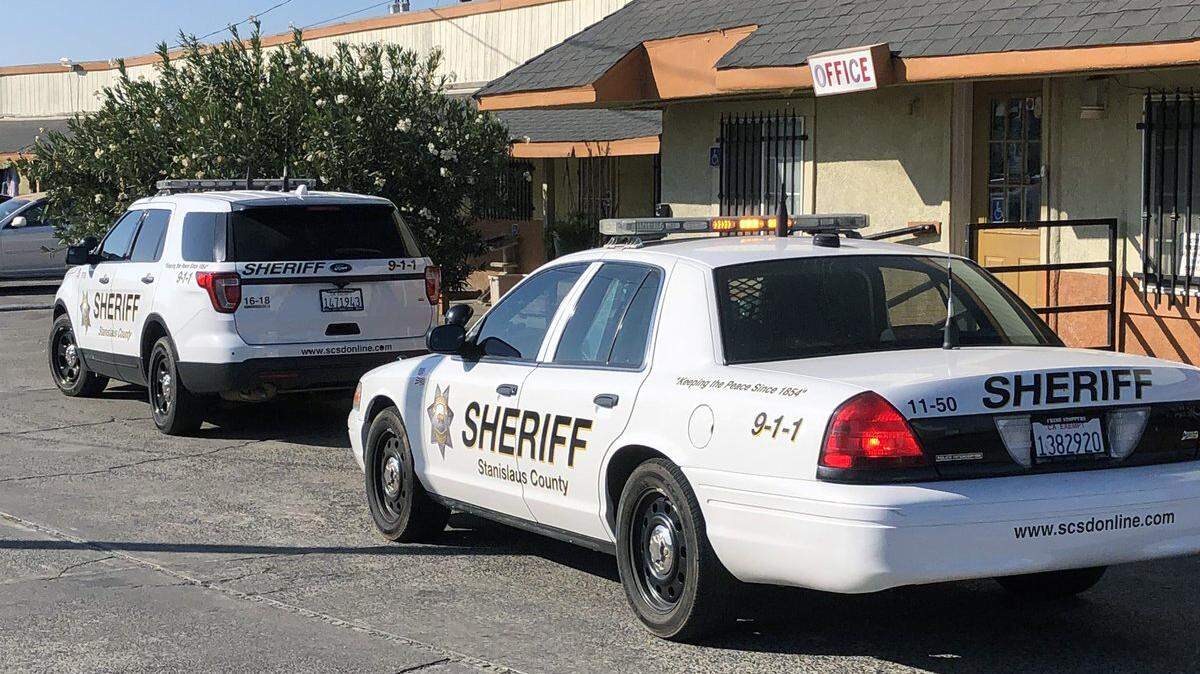 The Stanislaus County SheriffÕs Department investigated a shooting at Budget Inn on South Ninth in Modesto, Calif. on Sunday November 3, 2019.