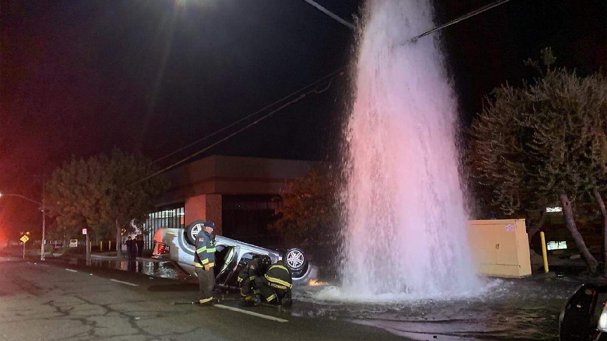 A vehicle crashed into a fire hydrant shortly before 9 p.m. Friday Aug. 16, 2019, on Orangeburg Avenue in Modesto, California.