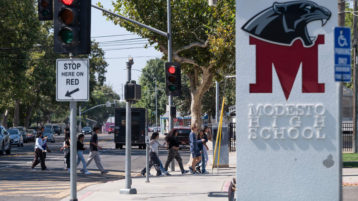 ¿Qué pasó en las escuelas municipales de Modesto durante el curso 2023-24?
