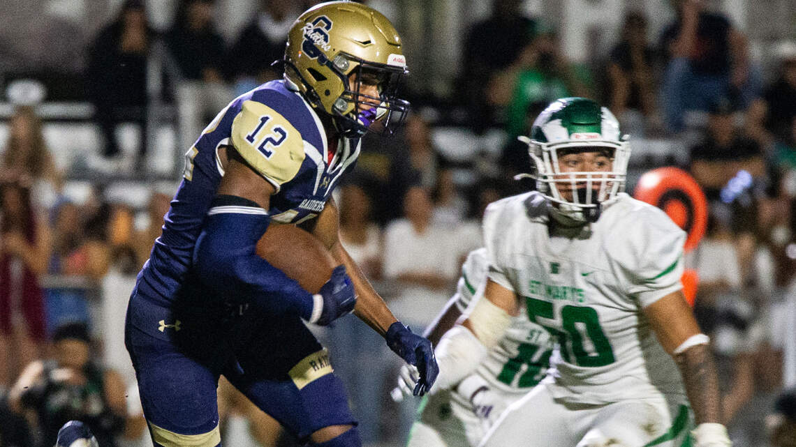 St. Mary’s big-play offense too much for Central Catholic in Holy Bowl