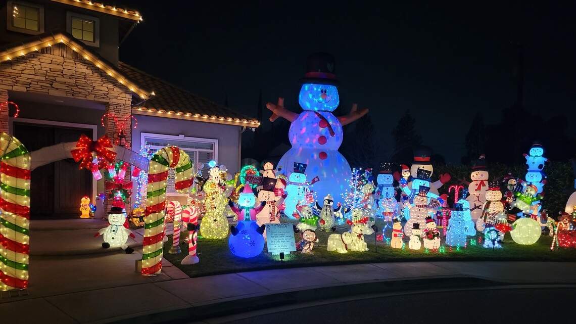 Decorating for the holidays in Stanislaus County? Submit your festive display