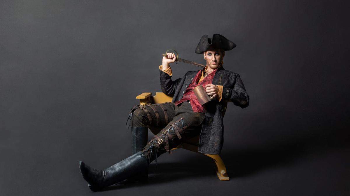 Grant Landon will perform in “A Steampunk Night of Outlaw Dances, Pirates, Cowboys and Damsels” for Central West Ballet.