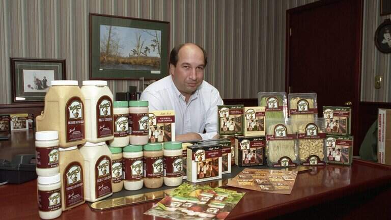 Who is the man reopening Mallard’s? His investment in Modesto began 50 years ago