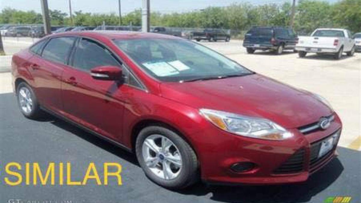 This is a similar vehicle to the one the Modesto-area CHP is currently looking for in connection with a hit and run.