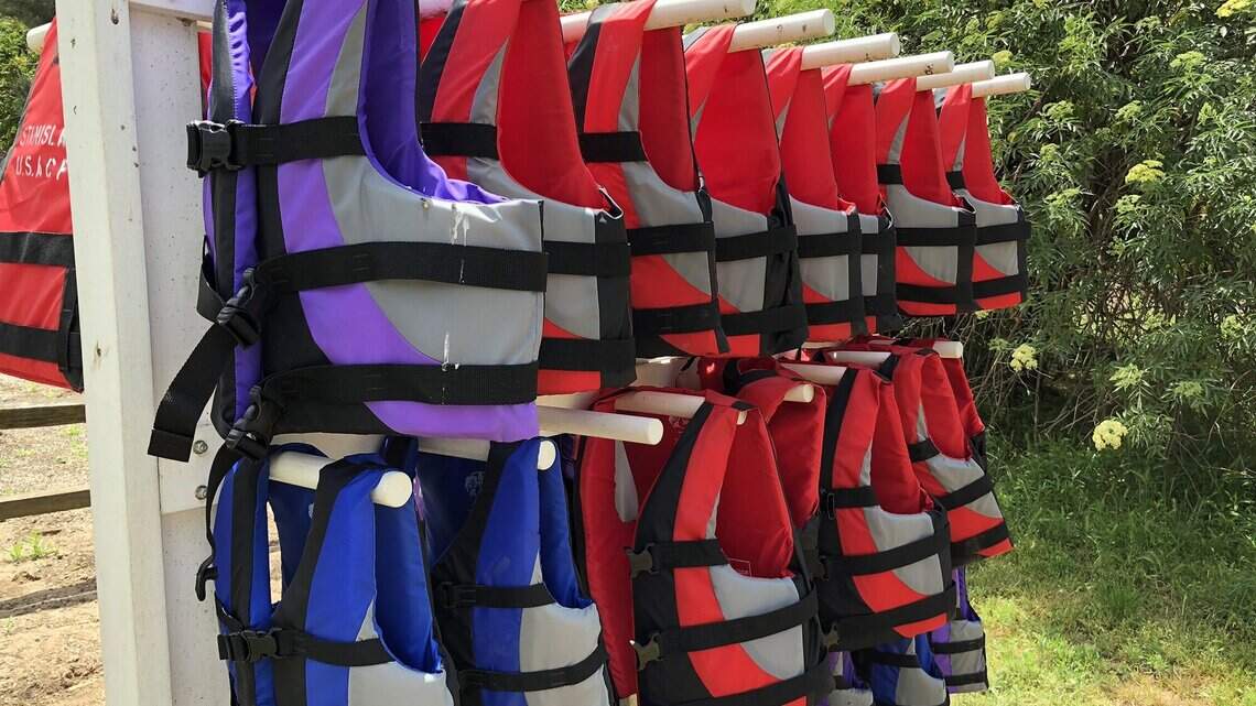 Identifican a hombre que murió mientras nadaba en el embalse de Modesto
