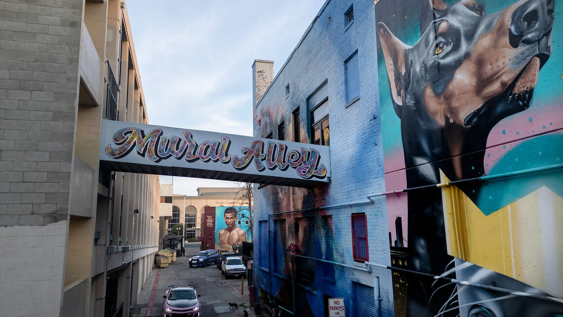 Downtown Modesto alleyway ‘destination’ plan delayed. Time well spent, city says