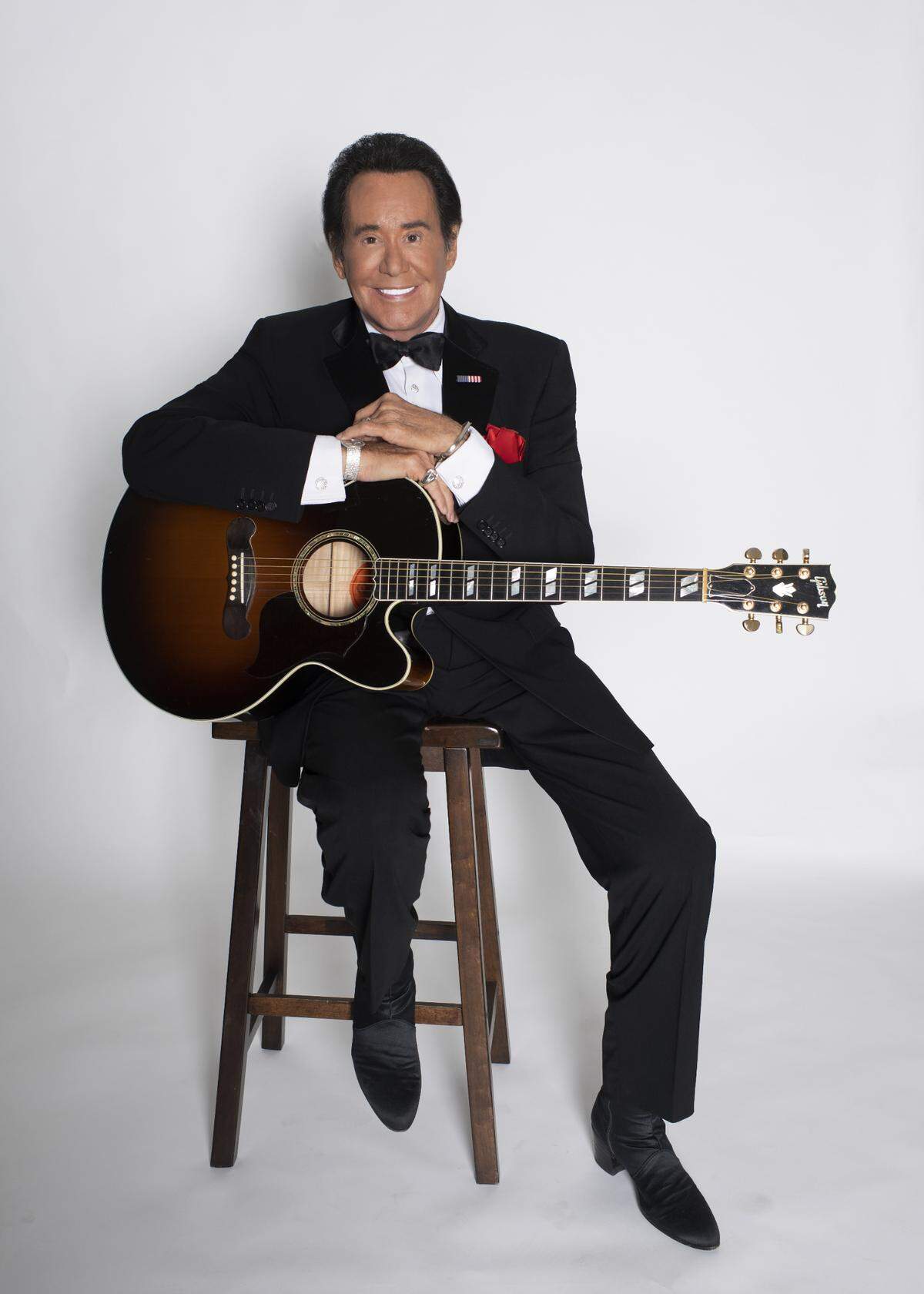 Music icon Wayne Newton brings his show to the Gallo Center.
