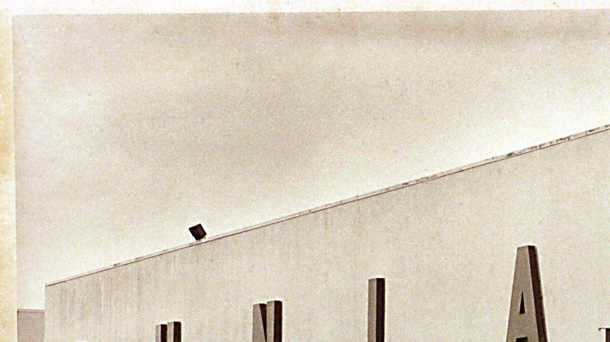 Dunlaps in McHenry Village. Pictured 2-23-83.