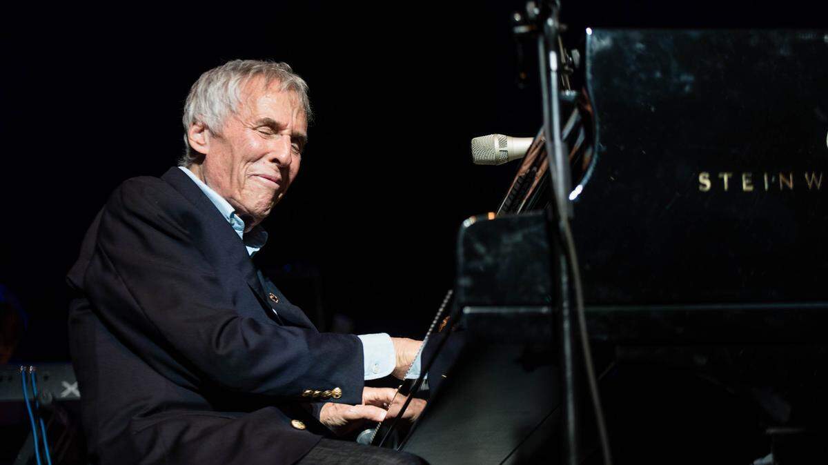 Burt Bacharach opens the 2018-19 season at the Gallo Center for the Arts.