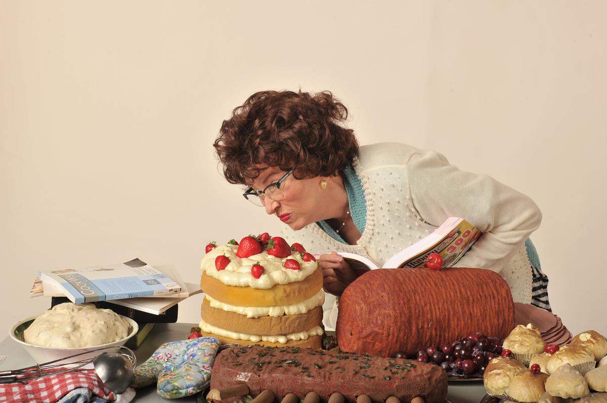Becky Saunders stars in SRT’s “Away In The Basement, A Church Basement Ladies Christmas.”