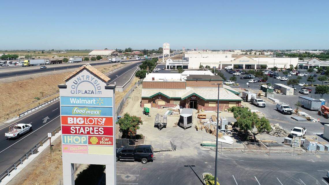 A new Texas Roadhouse restaurant on Countryside Drive will open in by mid-October 2022. Photographed in Turlock, Calif., on August 23, 2022.