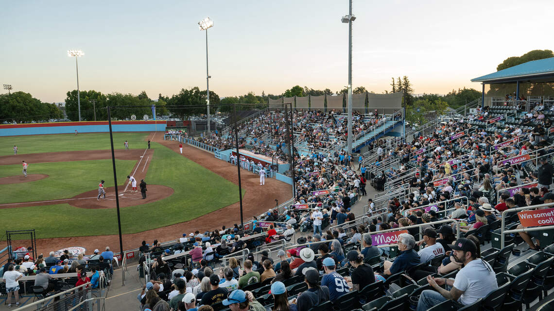Modesto Roadsters thank fans for a successful first year in Pioneer Baseball League