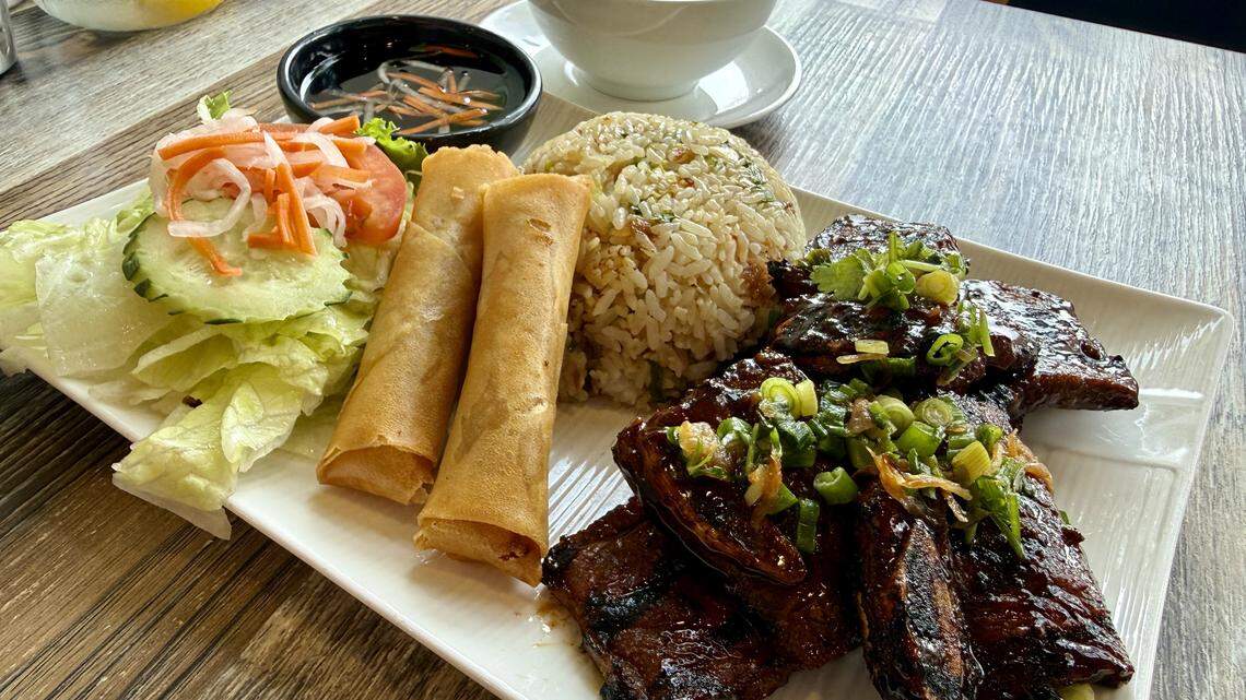 Restaurant in Modesto’s Roseburg Square opening soon. Here’s what to expect