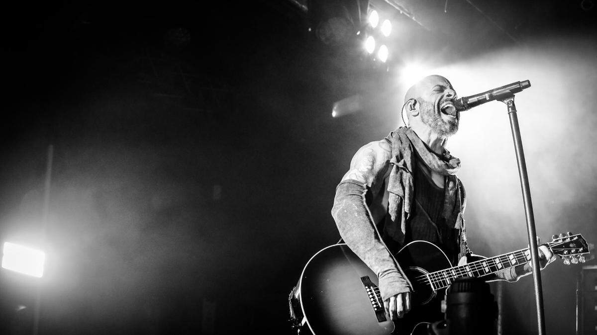 Chris Daughtry will play an acoustic show at the Gallo Center in Modesto.