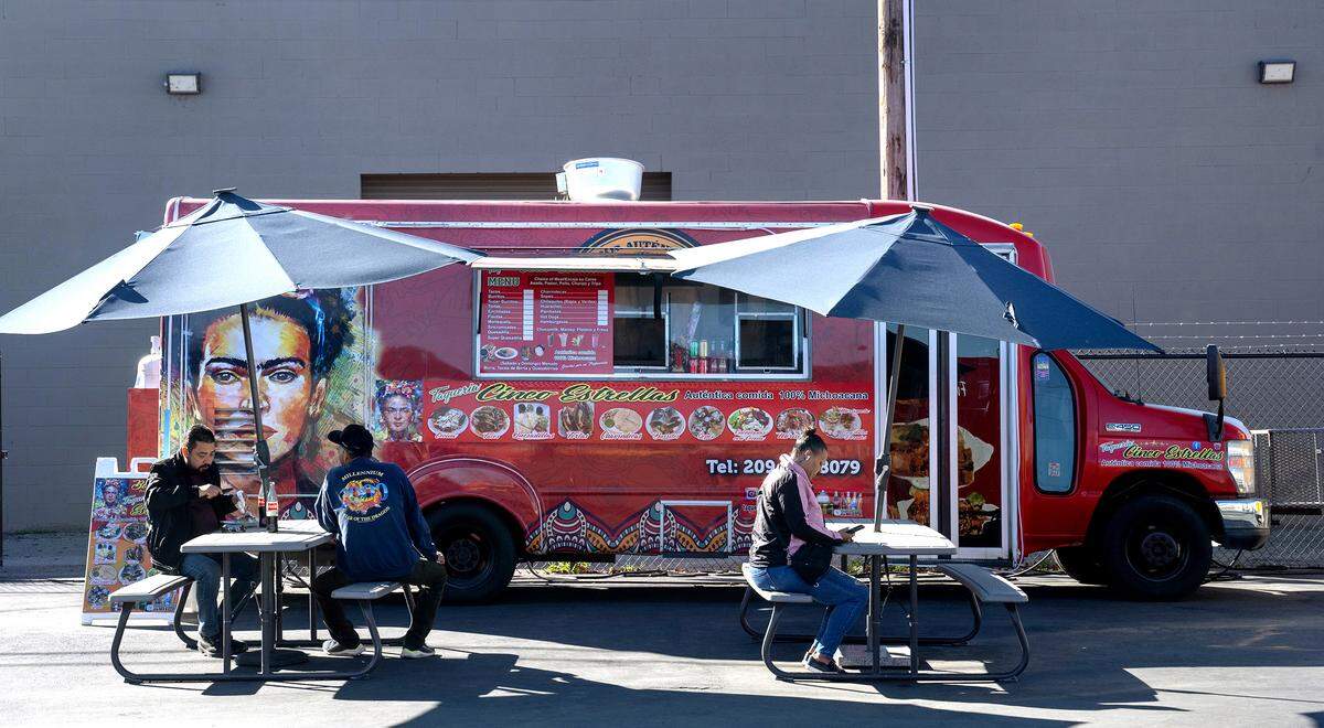 Cinco Estrellas taqueria at Paradise Plaza food truck park on I Street in Modesto, Tuesday, Jan. 14, 2025.