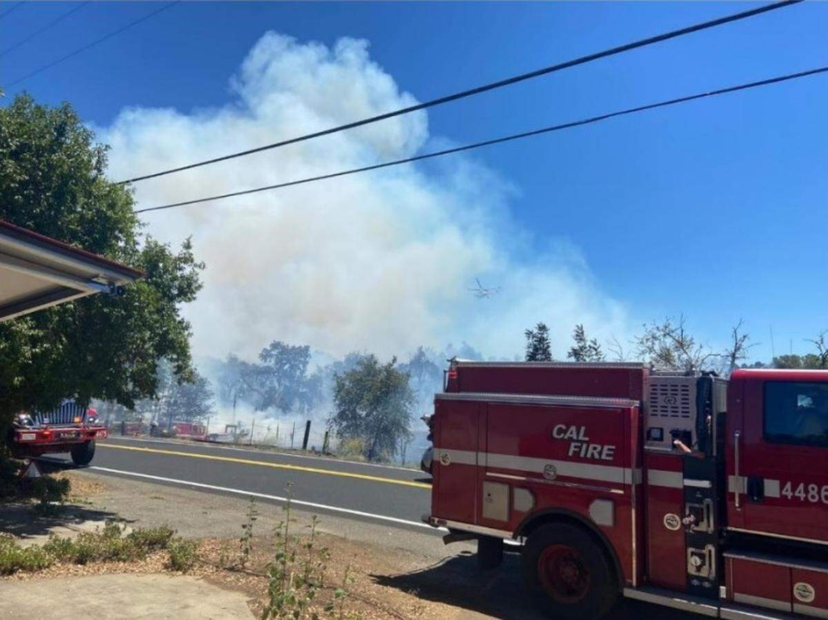 A vegetation fire burned Saturday afternoon, June 11, 2022, along the Stanislaus River in the area of Orange Blossom Road and Stone and Olive avenues. That’s about a mile east of Oakdale’s Orange Blossom Recreation Area.