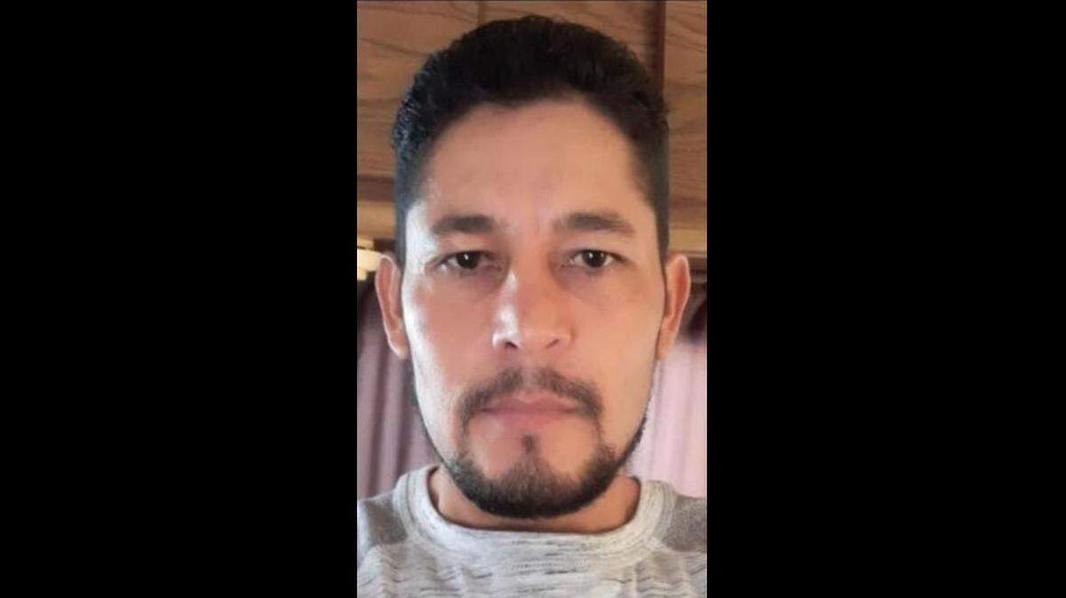 Walter Lara, accused of stabbing his wife and then abducting their son, remained at large Sunday afternoon, July 4, 2021.