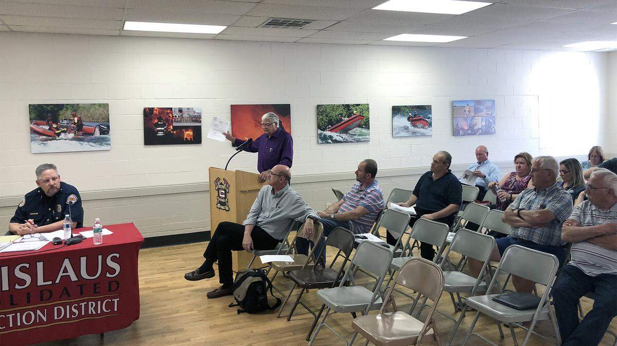 Riverbank resident Charlie Neal speaks Thursday May 10, 2018 at the Stanislaus Consolidated Fire Protection District meeting.