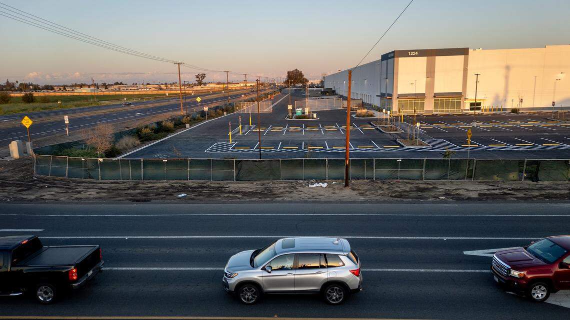 With another center, Amazon is boosting employment numbers in Stanislaus County