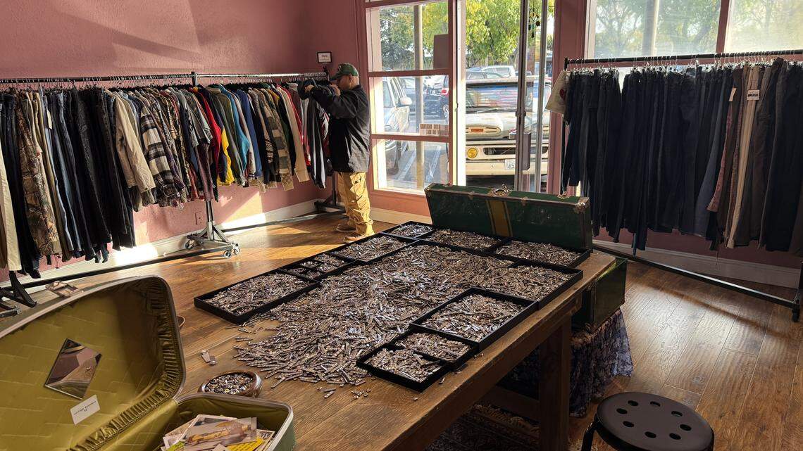 I shopped at a popular vintage clothing store in Modesto. What I bought with $25