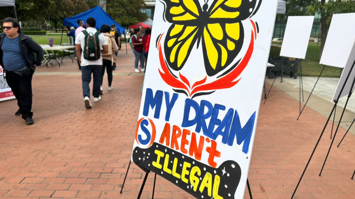 Estudiantes indocumentados de Stanislaus State comparten historias de luchas y piden apoyo