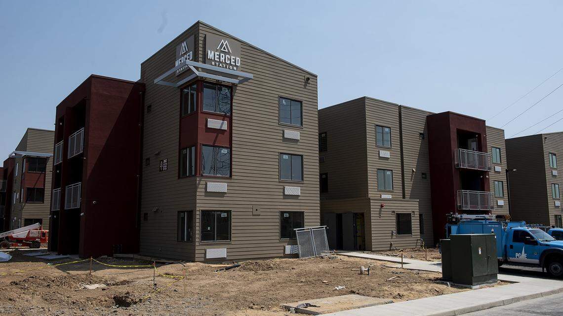 UC Merced moves start date for in-person classes amid drastic shortage of student housing