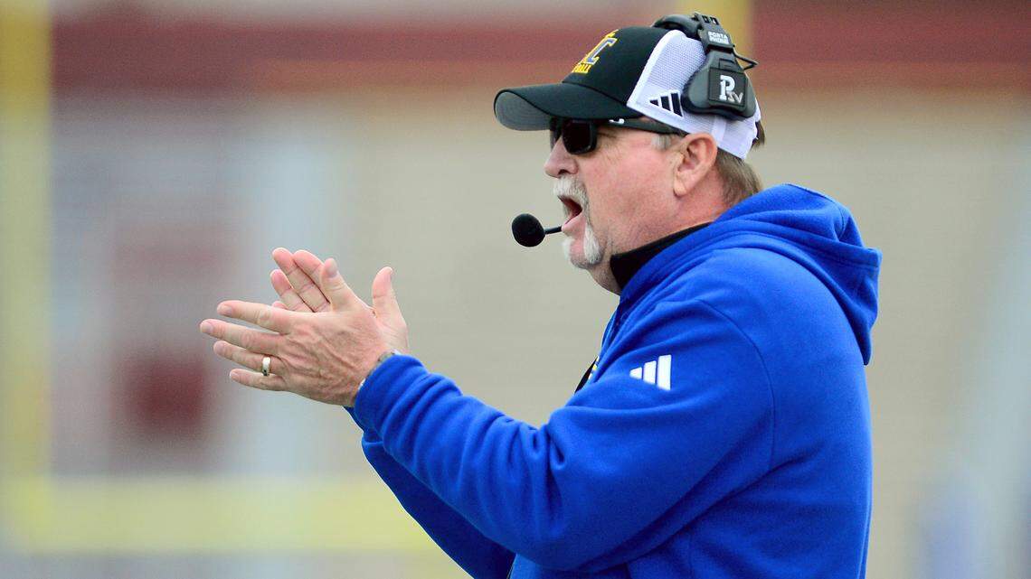 After leading a turnaround season, Phil Grams is Bee’s Football Coach of the Year