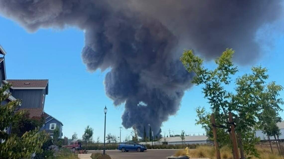 Fire engulfs a million-square-foot warehouse in San Joaquin County
