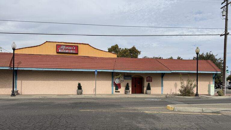Treasured 53-year-old restaurant closes in Stanislaus County. ‘Hearts are breaking’