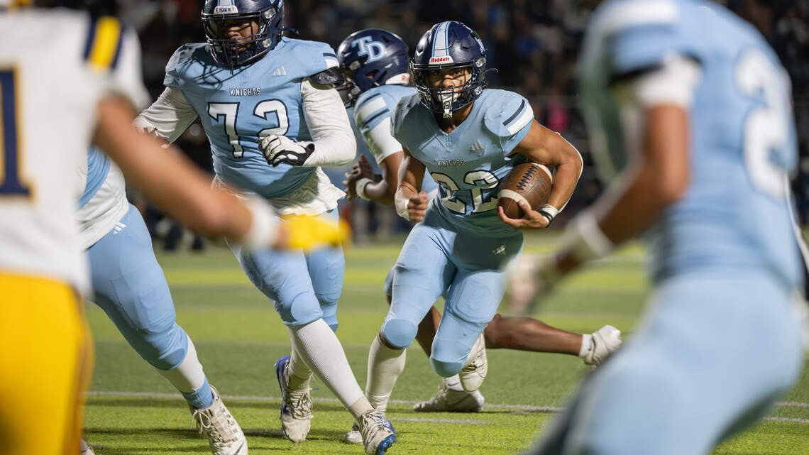 Haynes’ four touchdowns lead Downey past Turlock, one step closer to CCAL title
