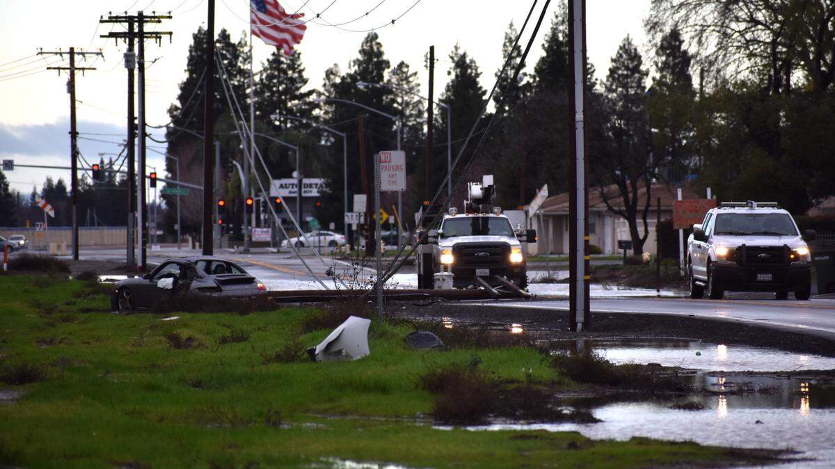 Claratina Avenue between McHenry Avenue and Lifescapes Drive in Modesto was closed temporarily Monday morning, Jan. 16, 2023, after a driver crashed into a utility pole, bringing down a power line.