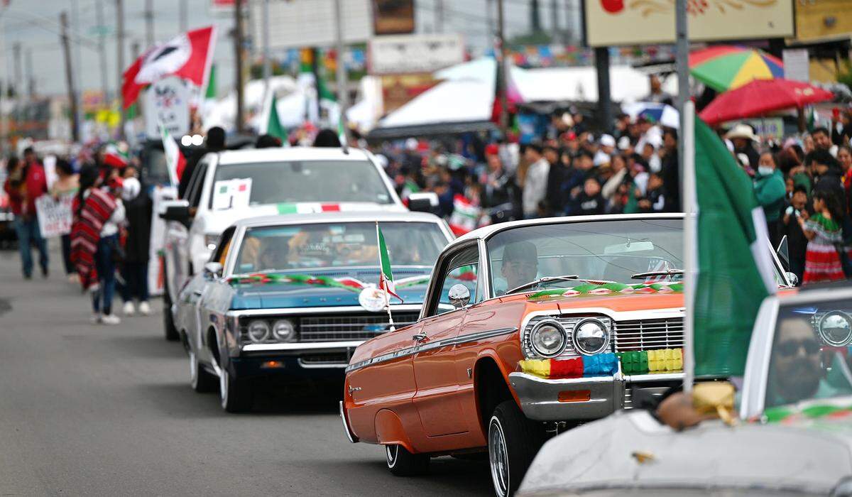 Cinco de Mayo parade on Crows Landing Road in Modesto, Calif., Saturday, May 6, 2023.