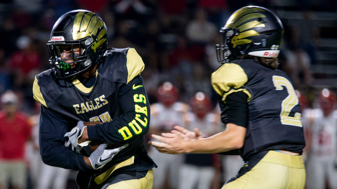 Oakdale powers past pesky Enochs to win 49-35 in both teams’ final nonleague game