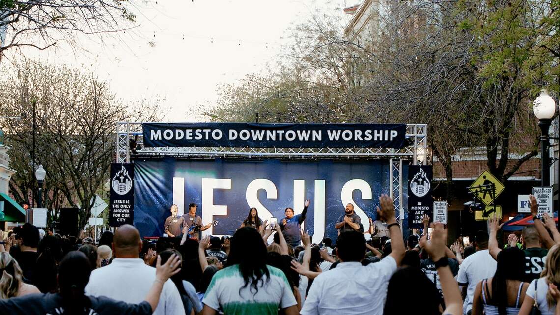 Modesto Roadsters’ Faith Fest makes a connection with the Christian community