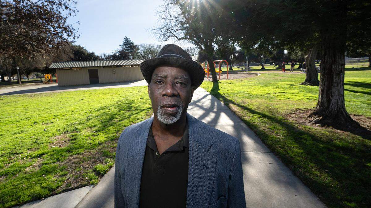 Ron DeLoach, presidente del West Modesto People of Action Committee, en el Dr. Martin Luther King Jr. Park, en West Modesto, California, el jueves 11 de enero de 2024.