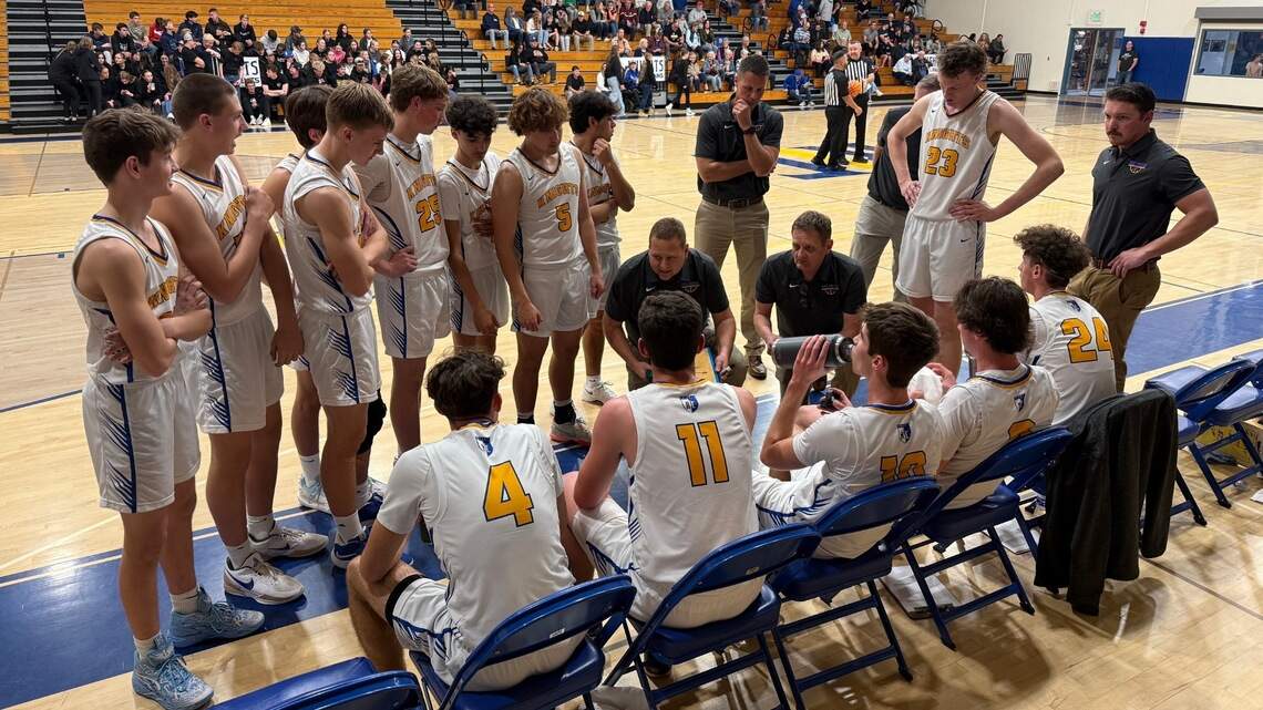 Ripon Christian comes back to beat Colfax in D4 playoffs | Modesto Bee