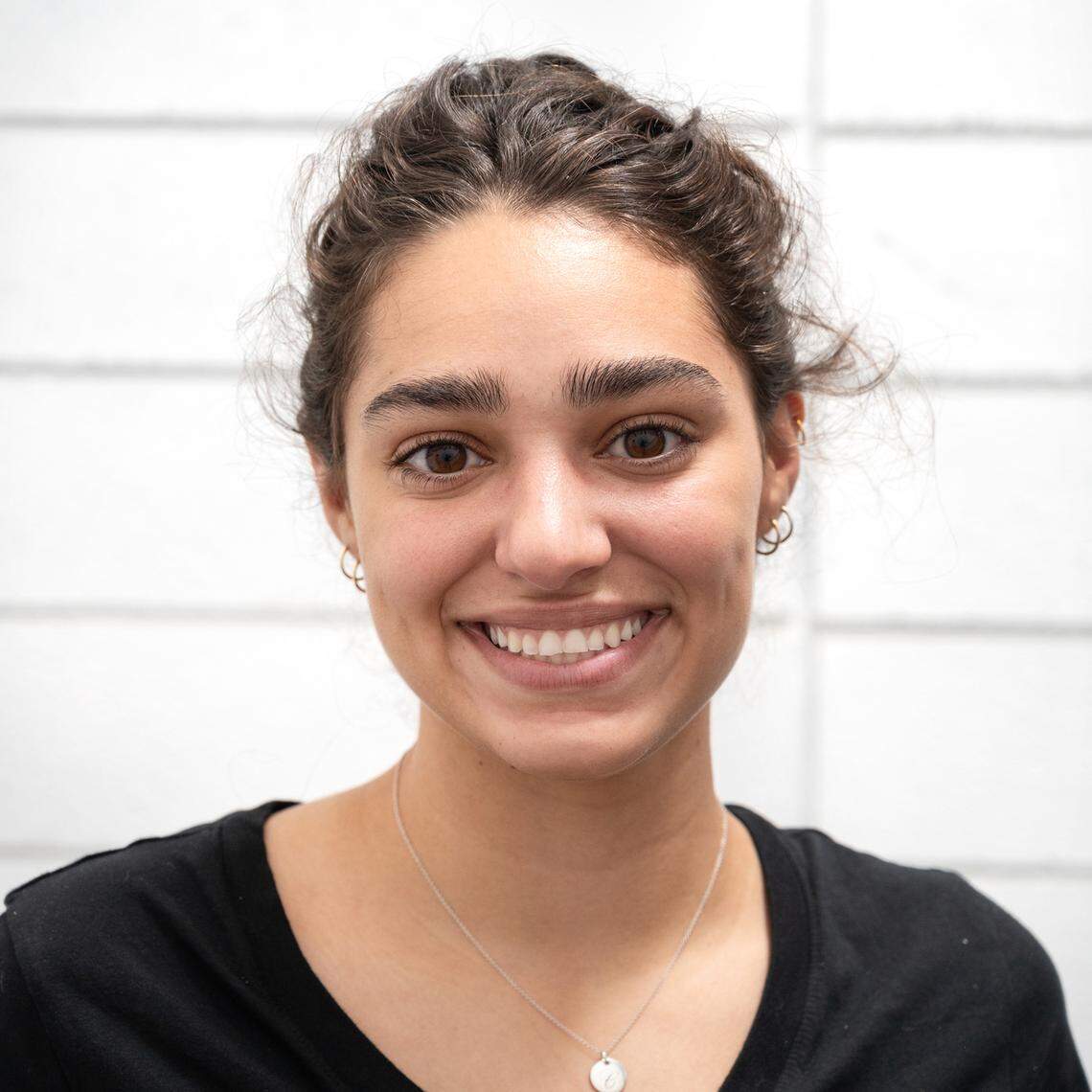 Profile Image of Callie Nunes