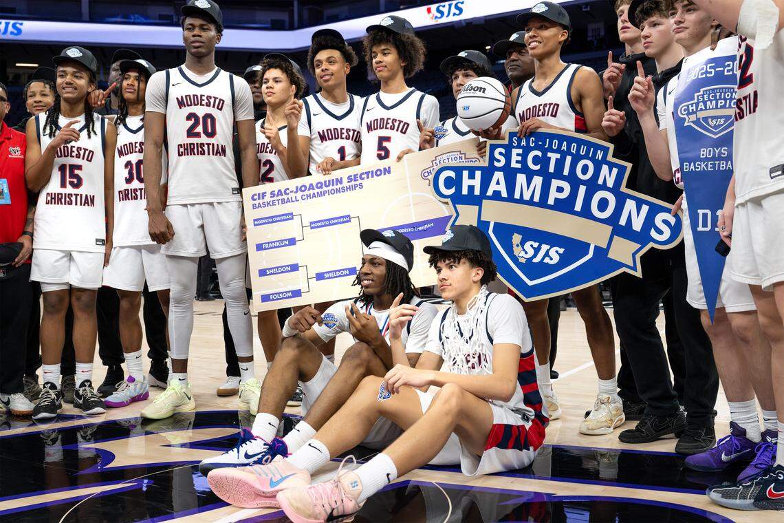 Modesto Christian players beat the Sheldon for the Sac-Joaquin Section Division I championship at the Golden 1 Center in Sacramento, Saturday, Feb. 28, 2026.
