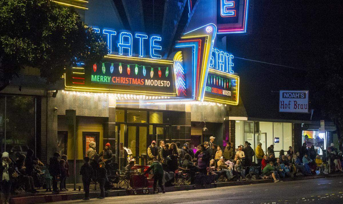 The streets were lined in front of the State Theater during the Celebration of Lights Parade Saturday, Nov. 30, 2018. 