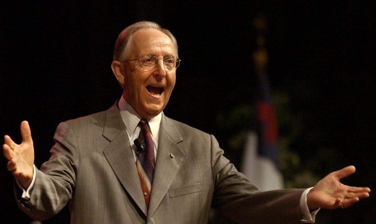 Pastor Glen Cole, who died in 2012, built one of the largest Assemblies of God congregations in the country, with 5,000 people coming weekly to hear his sermons.