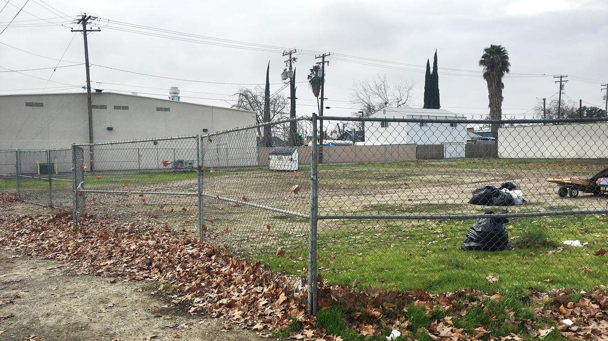 The Turlock Gospel Mission and the city will discuss whether its possible to let the homeless camp on this vacant lot behind the mission’s shelter. The mission owns the lot.