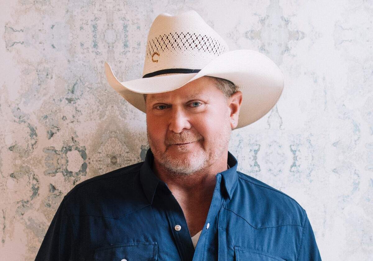 Tracy Lawrence will play at the Gallo Center in Modesto.