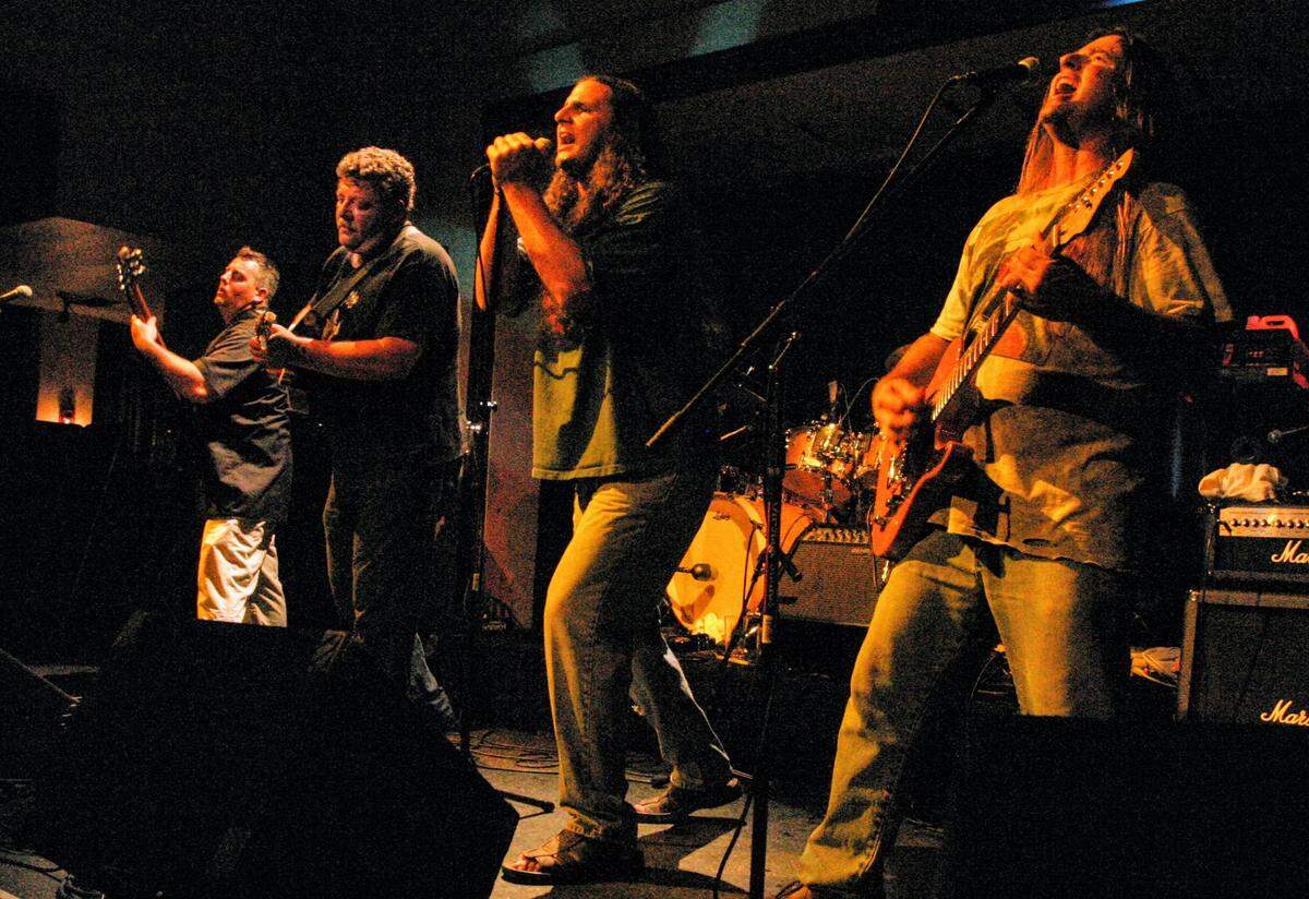 Ty Phillips on vocals performing with his band Dry Creek in 2005.