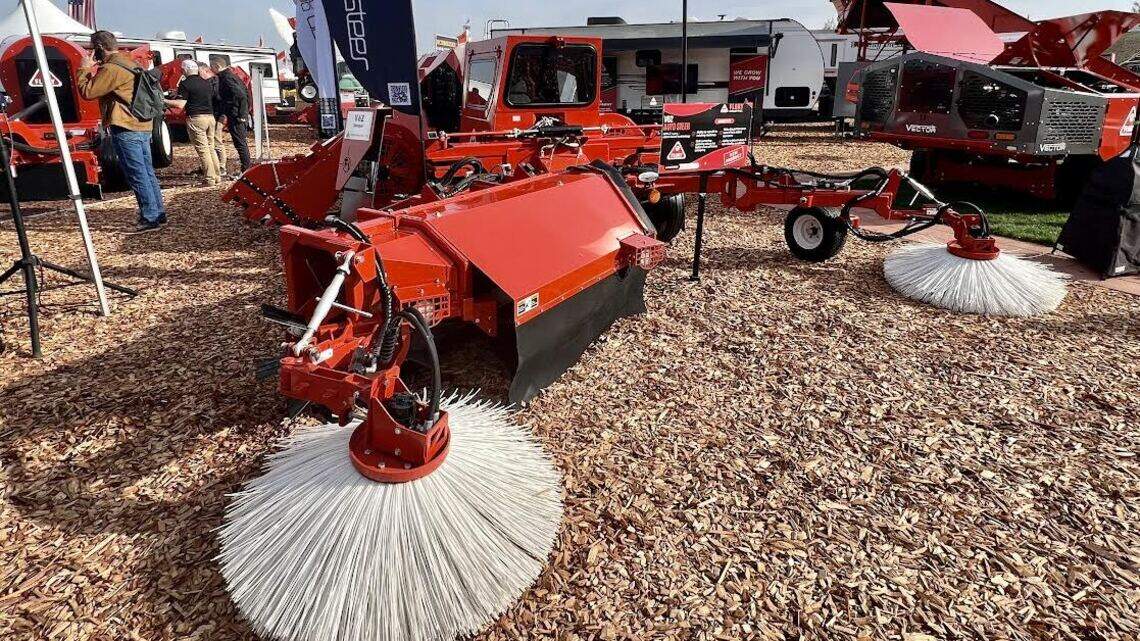 Modesto-area company unveils robot-aided nut harvester. It reduces labor and dust