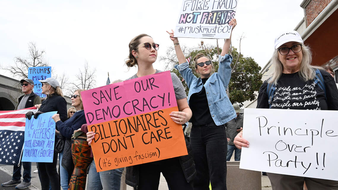 Kudos for protesters outside McClintock’s Modesto office: ‘speak out when we see injustice’ | Opinion