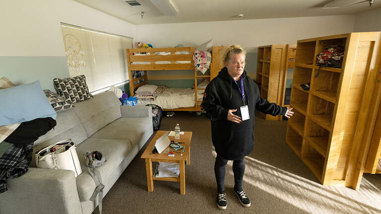 Modesto-area churches took turns housing families. Nonprofit now does it all on one site